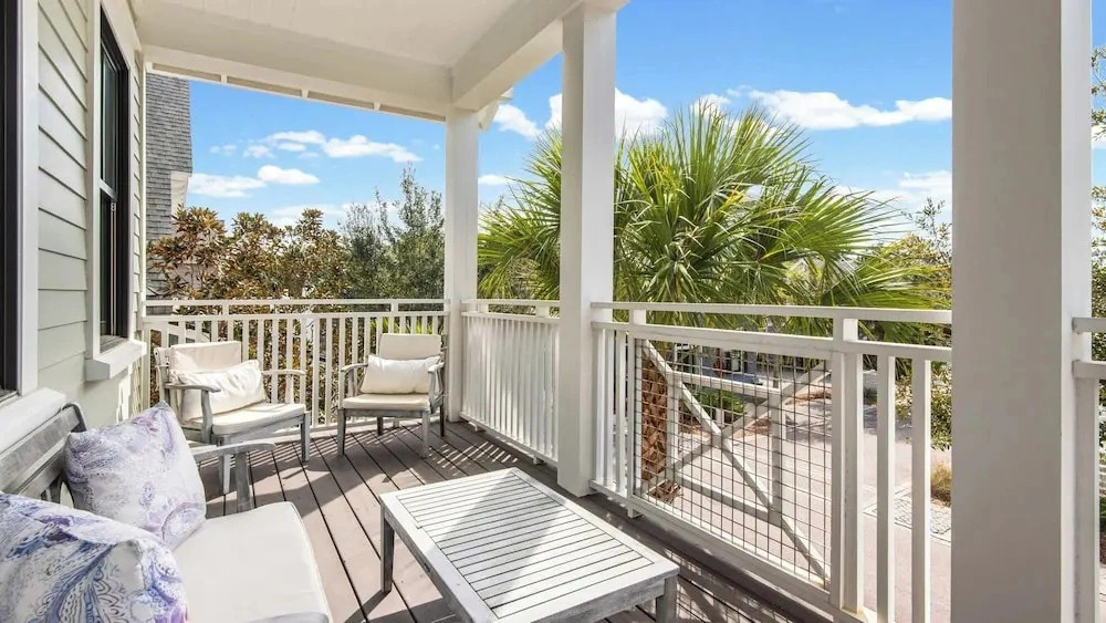 Watersound 4BR w/ Heated Pool, Golf Carts & Bikes - Sleeps 12