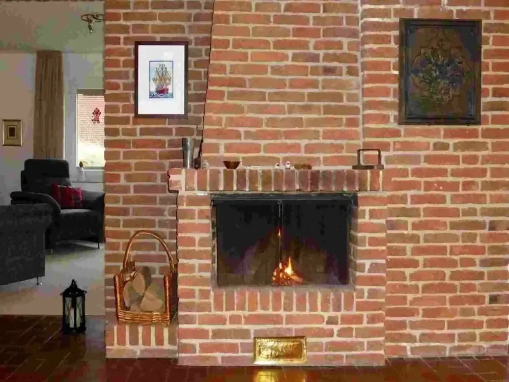 Weisses Dunenhaus