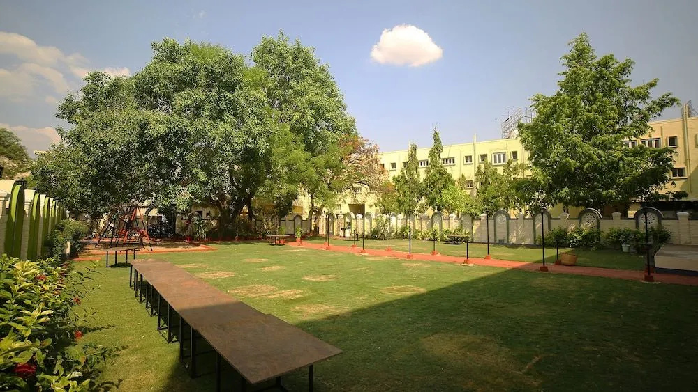 Hotel Rajavihar