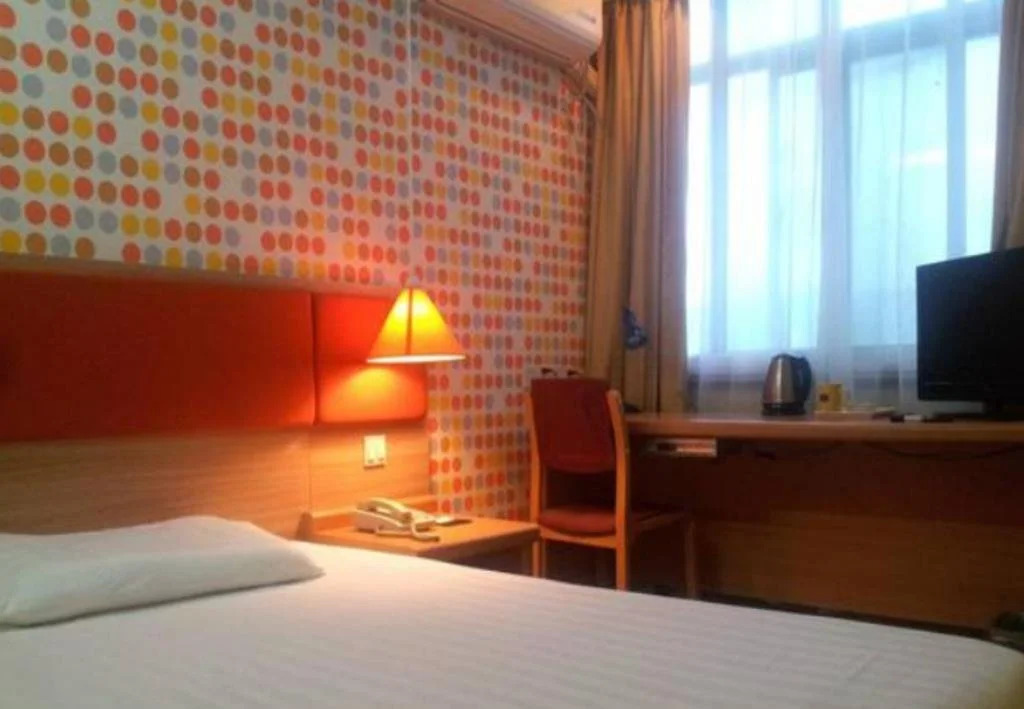 Home Inn Nanning Mingxiu You'ai Road