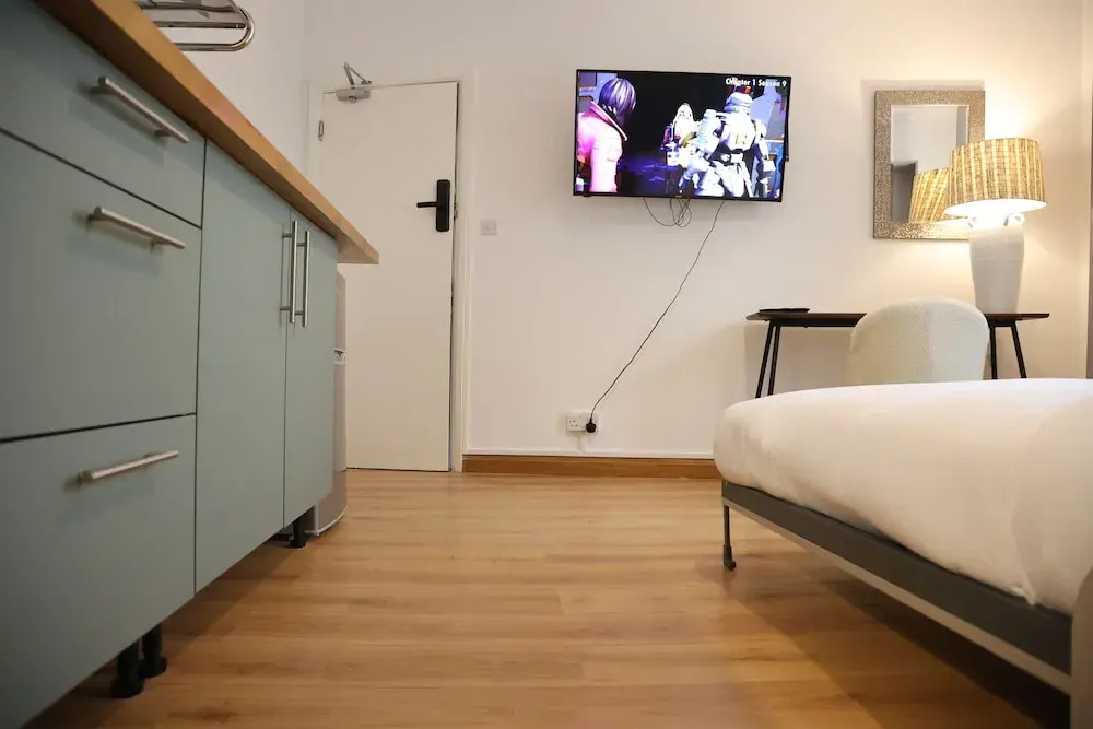 Urban Hideaway Studio