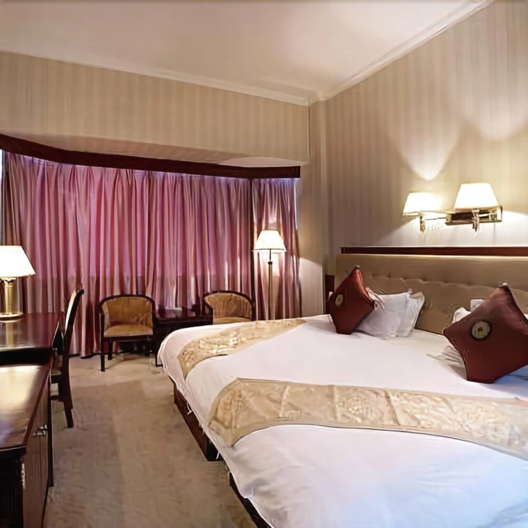 Xiong Zhen Hotel