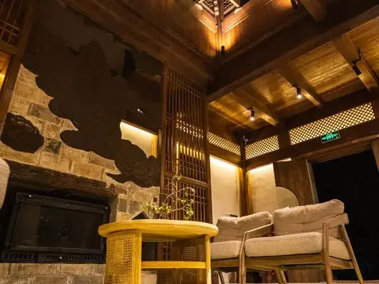 Changshenglou Hostel
