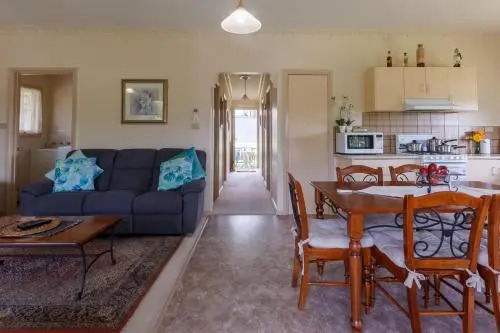 Aveley - Daylesford