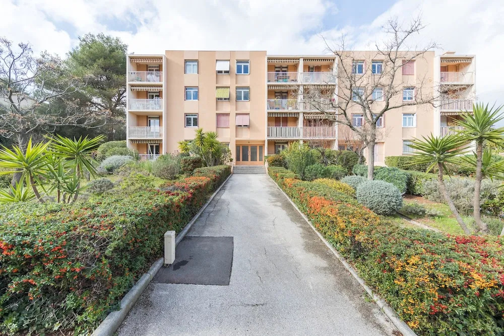 Appart "LES ELFES" T2 - 3*** - 200 m de la plage
