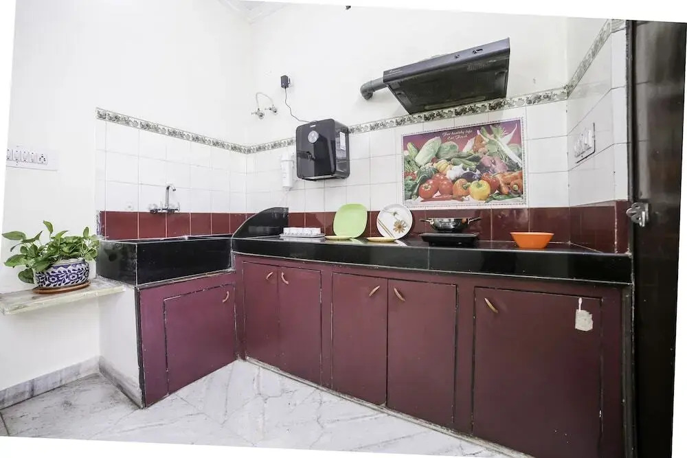 OYO Home 19921 Cosy 3BHK