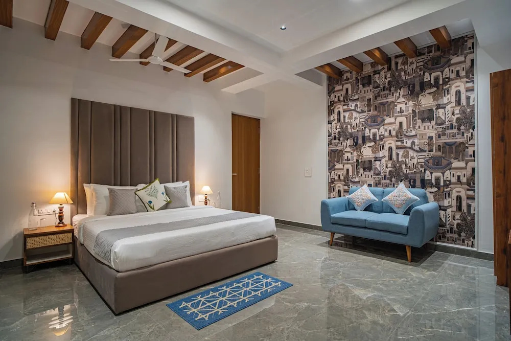 Alaya Stays Udgam Villas 5BHK Apartment