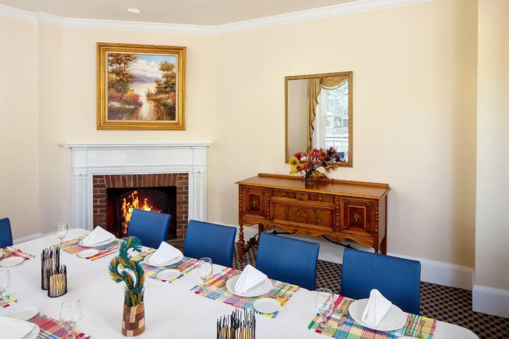 Historic Boone Tavern