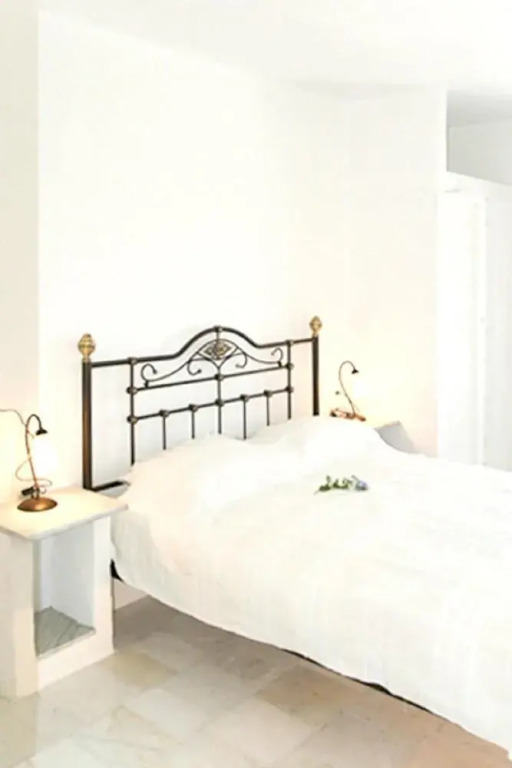 Villa With 3 Bedrooms in Paros, With Wonderful sea View, Pool Access and Wifi - 1 km From the Beach