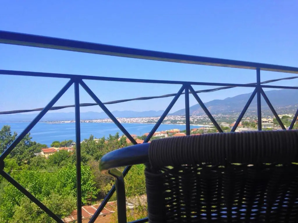 SEMIRAMIS SUITES with pool