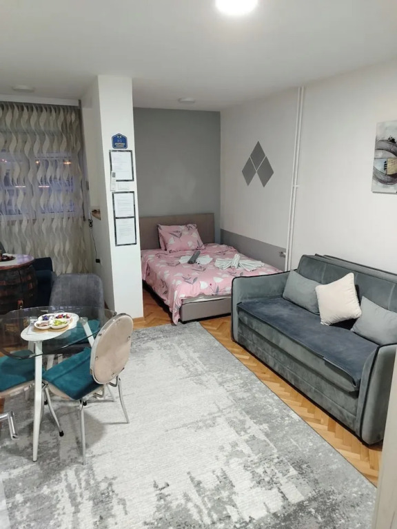 Luks Apartman Jugi Free Public Parking