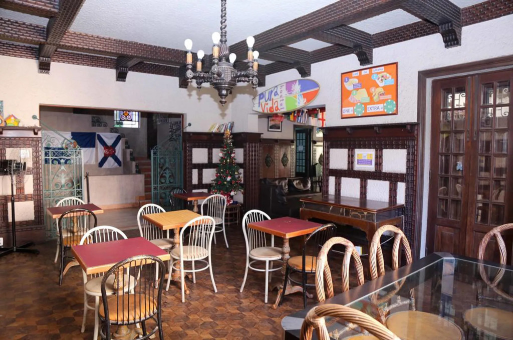 Pura Vida Hostel