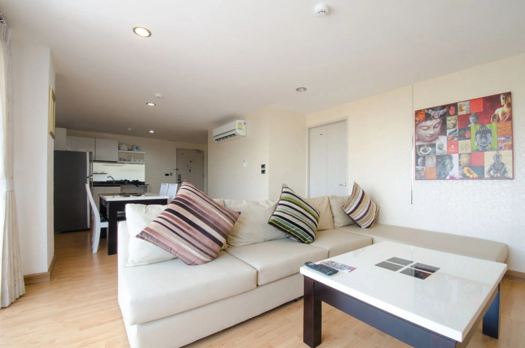 iCheck inn Residences Sathorn