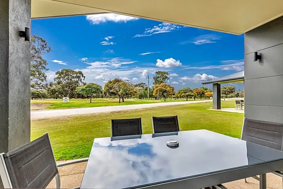 Comfort Suites Clubarham Golf Resort