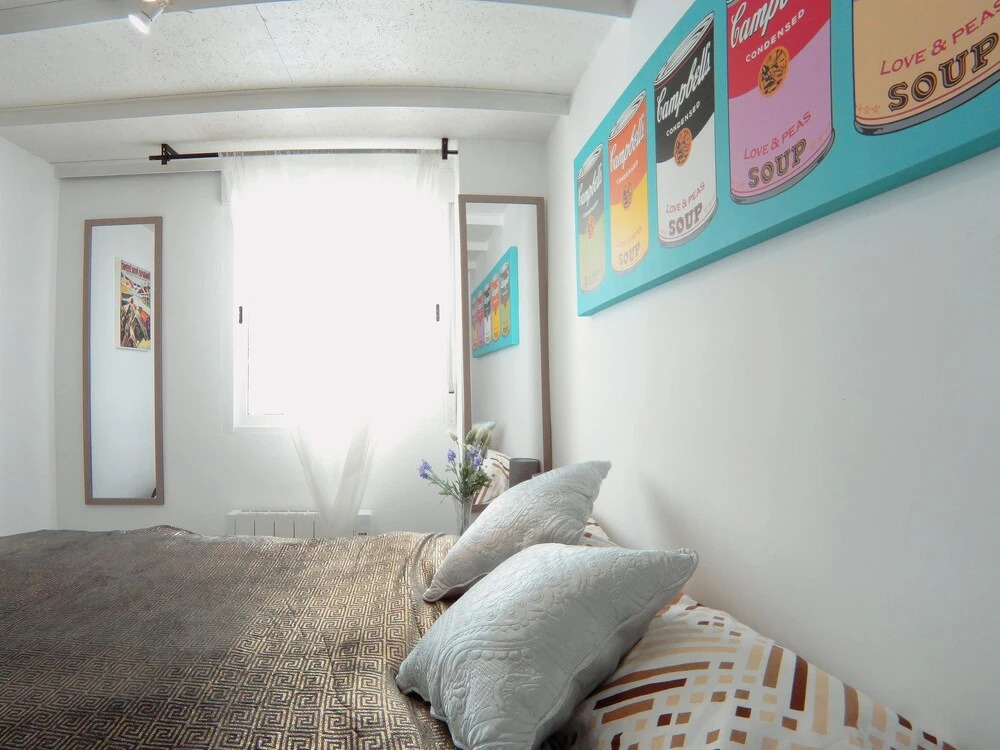 Apartamento de 2 Habitaciones con A/C en Puerta del Angel AZ3A