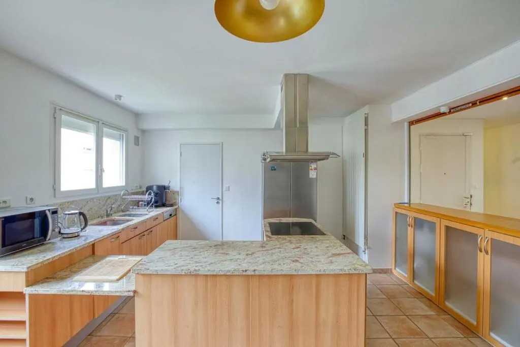 L'abstrait Alibigeois - Appartement moderne 135 m au calme avec 2 balcons