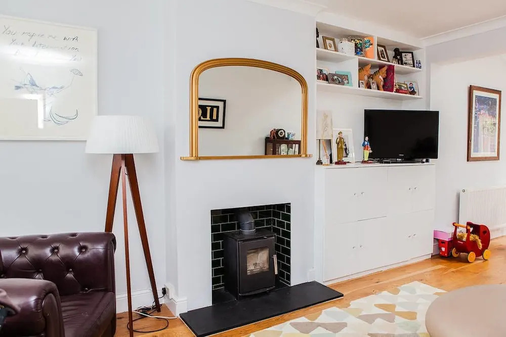 3 Bedroom Property With Garden in Central