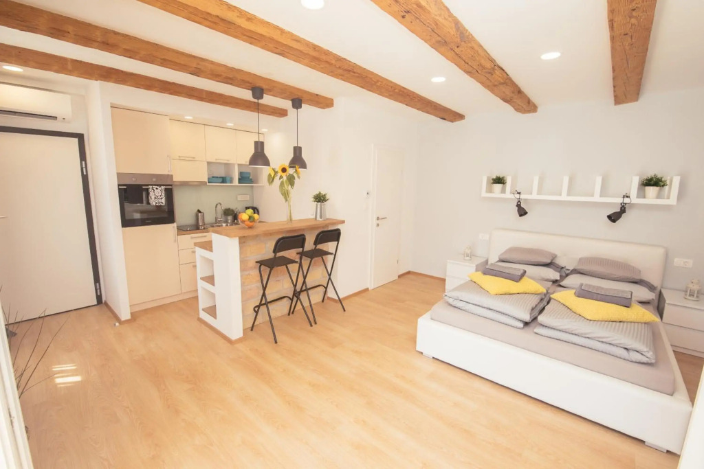 Apartment 63 - 3