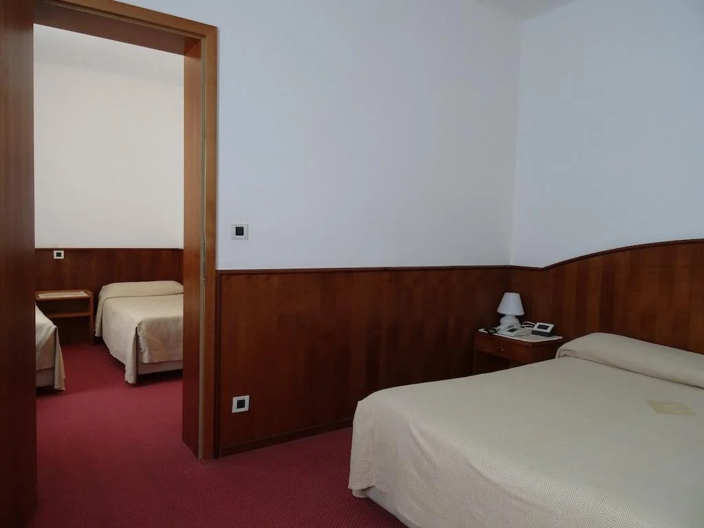 Hotel Roma