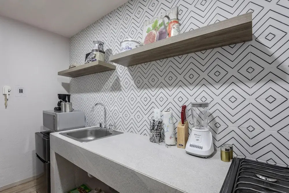 Urban Oasis in Roma - Wifi - Laundry - Sleeps 7