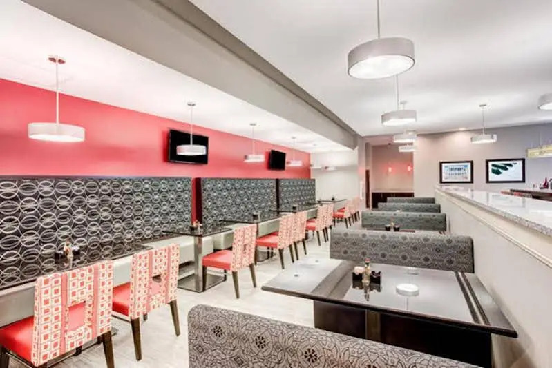 Holiday Inn Hotel & Suites Lafayette North