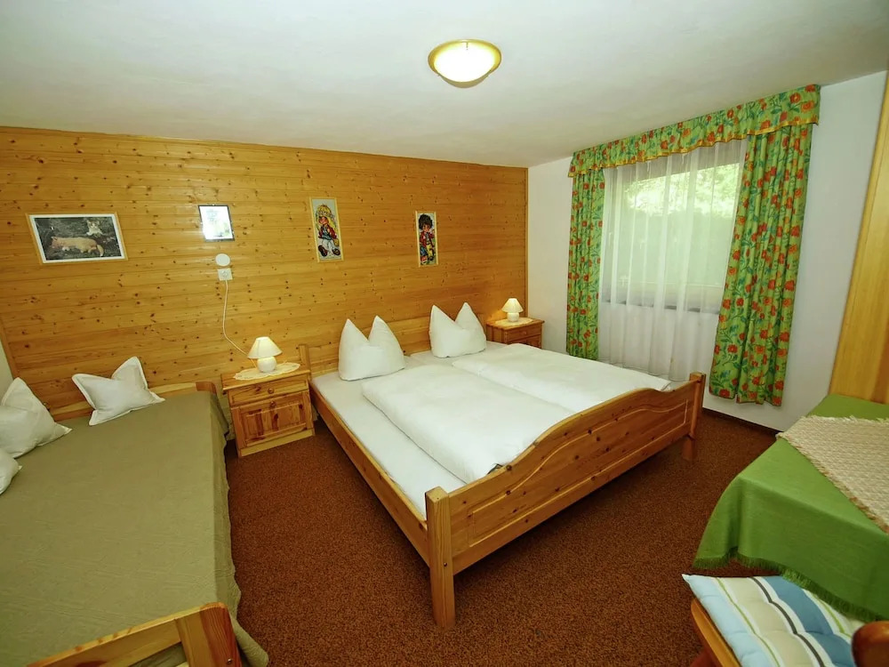 Cozy Apartment in Gmünd near Ski Area