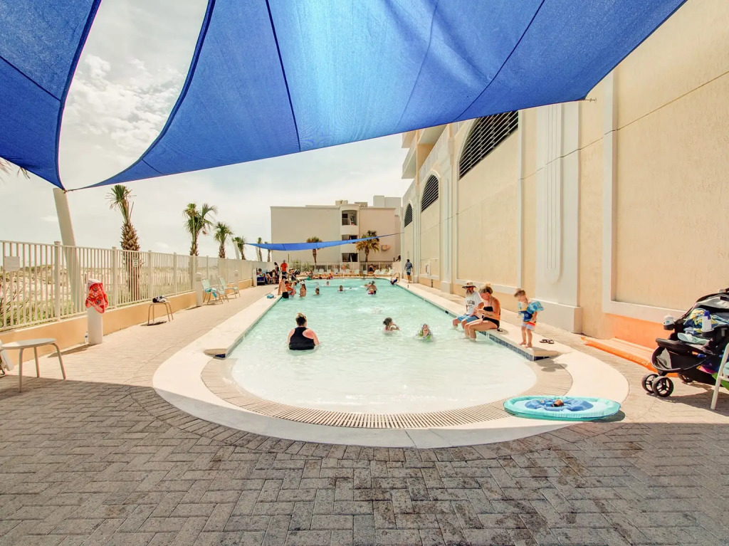 Beachfront condo in the heart of Gulf Shores