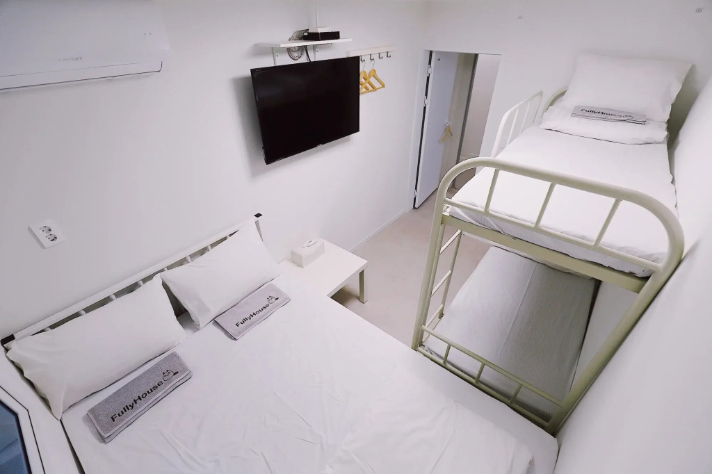 Fully Mini Hotel
