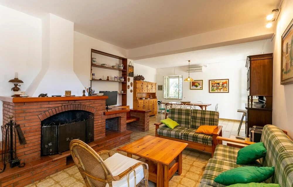 Nice Home In Noto With Wifi