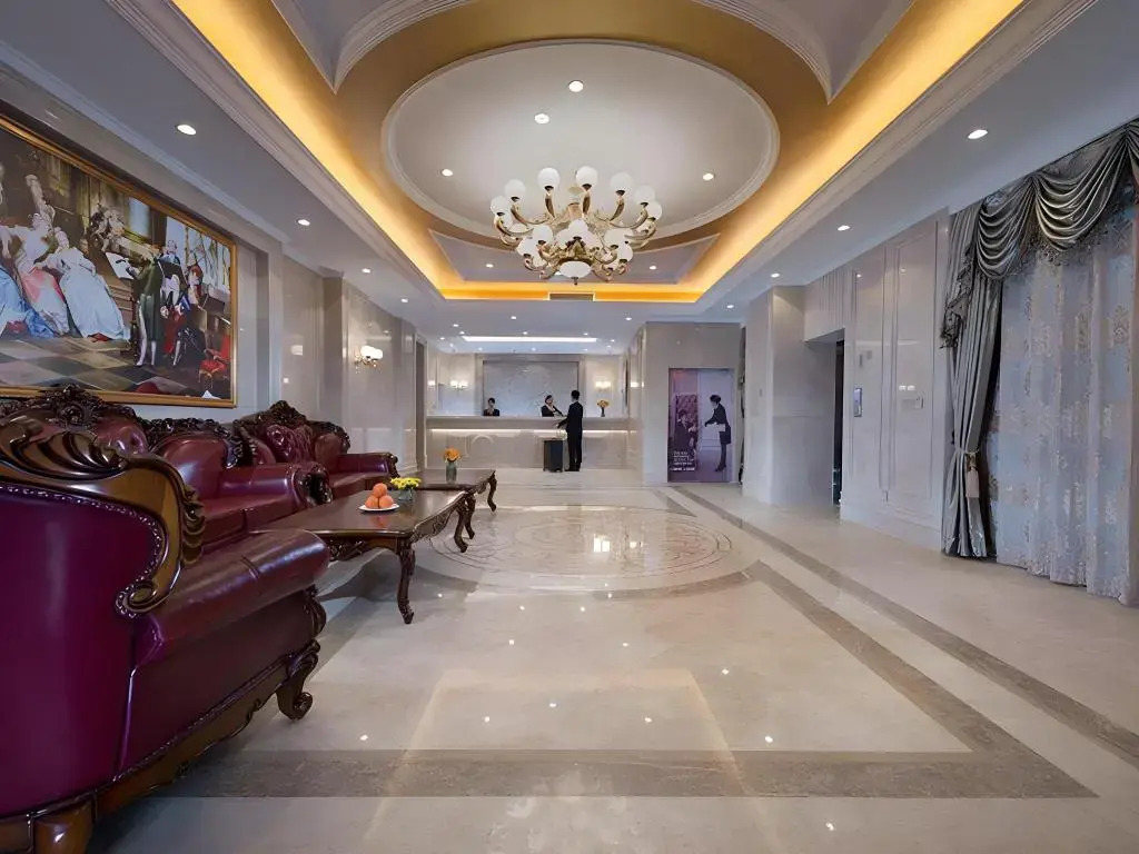 Vienna Hotel Chongqing Dazushike Hongsheng Plaza