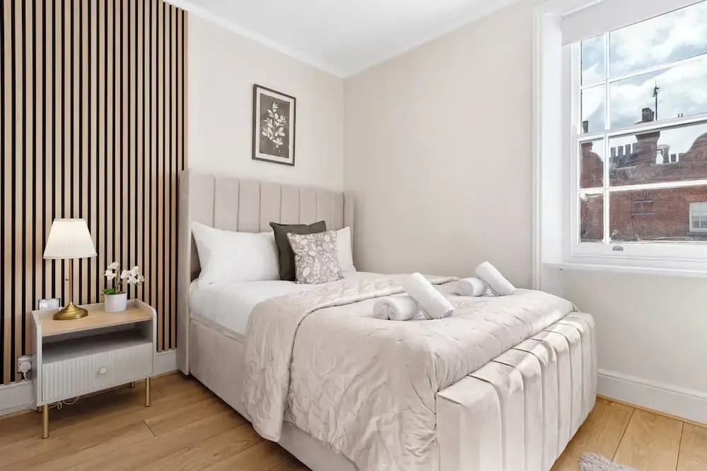 Stunning 2B Flat in South Kensington Near Station
