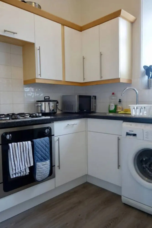 2 Bedroom Apartment in Edinburgh Sleeps 4