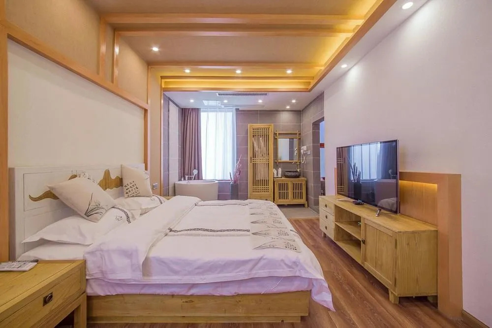 Love Inn Old Town Lijiang