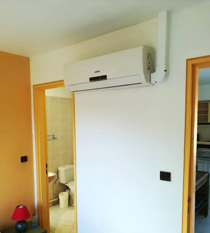 Apartment With one Bedroom in Sainte-anne, With Shared Pool, Enclosed Garden and Wifi