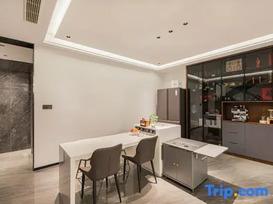 Tonglu Cangqiongjingshe Homestay