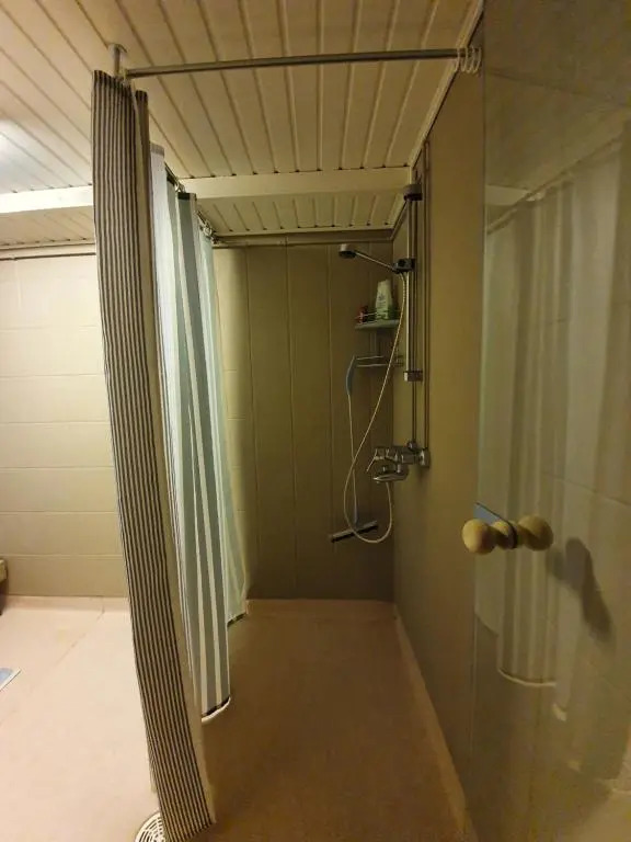 Jääskän Loma, Ratatie 3 Asunto 1