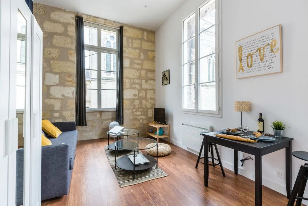 Studio Sainte Catherine With Mezzanine