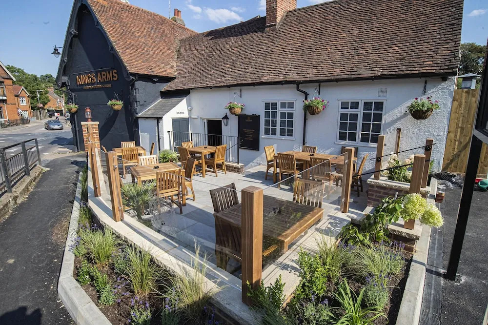 Kings Arms Hotel