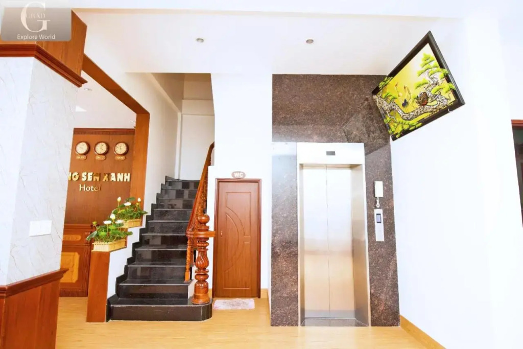 Bong Sen Xanh Hotel