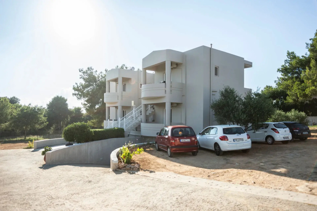 Nikis Dream Comfy Apartments
