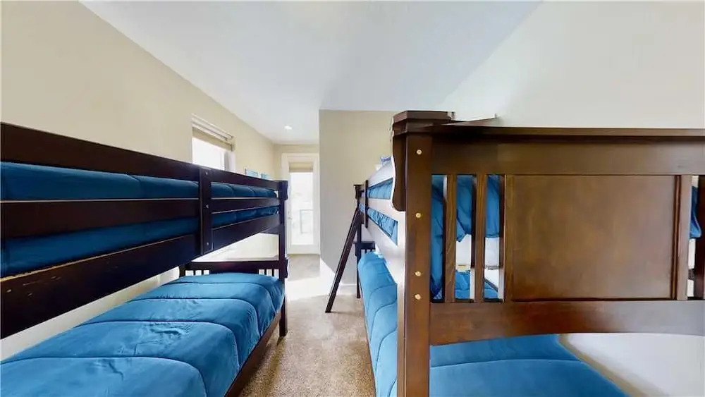 Entrada 673 - 4 Br townhouse by RedAwning