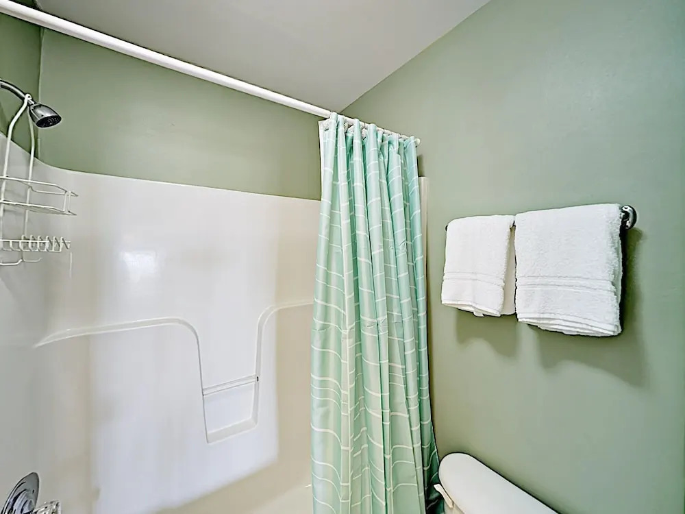 Breezy Gulf-View Unit #209 - 2 Br Condo