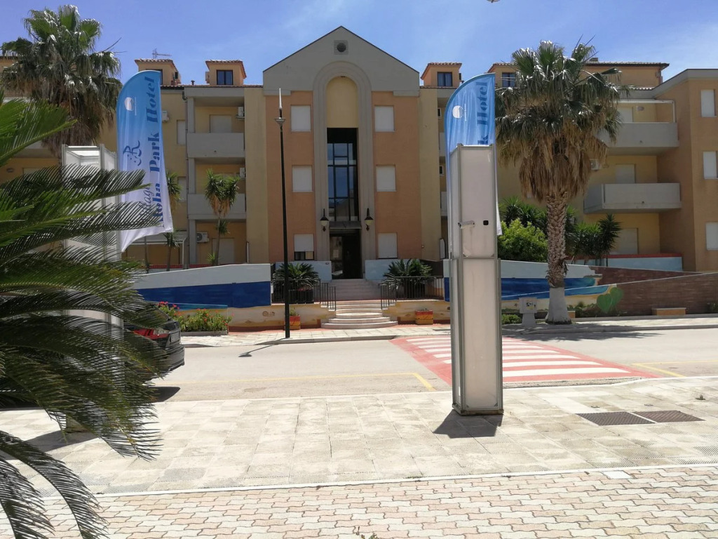 Aloha Park Hotel