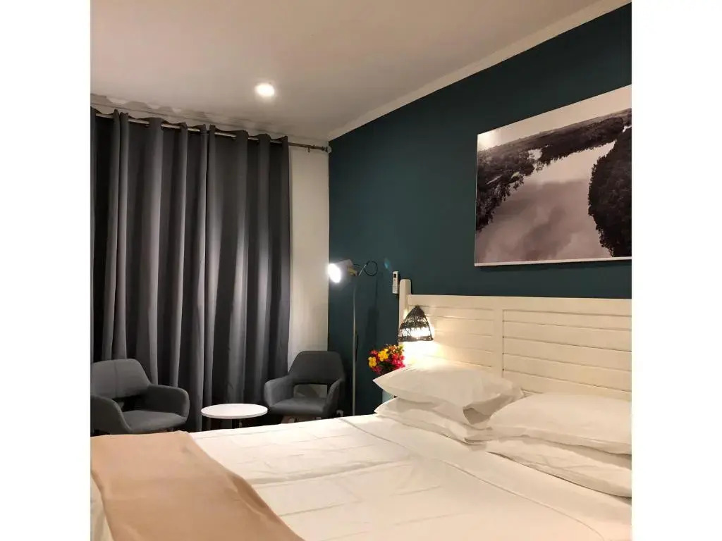 Sunset Beach Hotel
