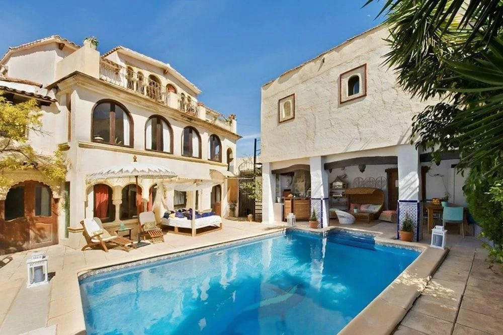 Stunning Moorish villa
