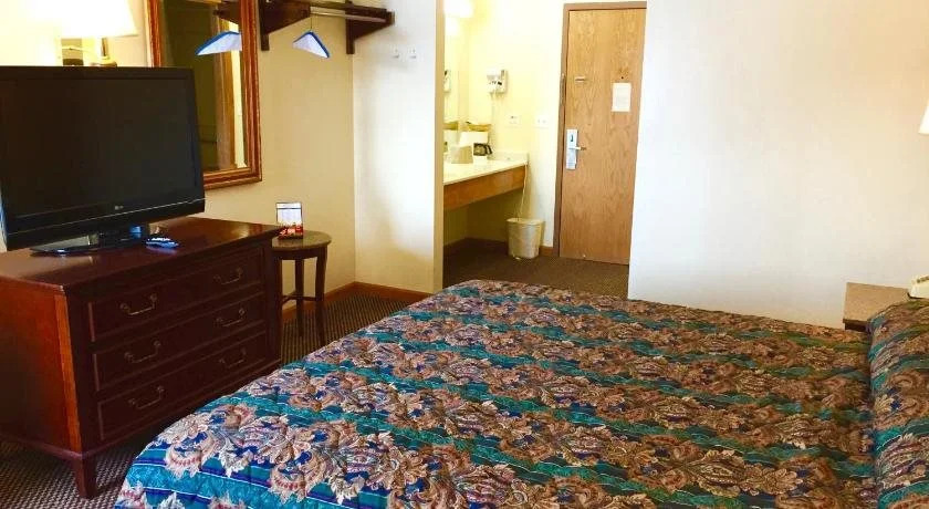 Executive Inn and Suites