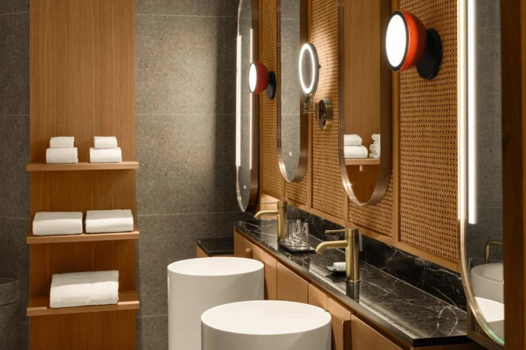 L7 WEST LAKE HANOI By LOTTE HOTELS