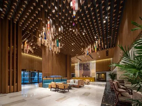 Silk  Cirrus  Hotel  (Songtsam Lingka Shangri-La)