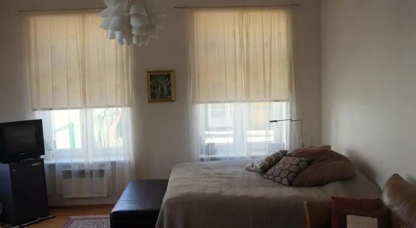 Apartment Sundaymorning