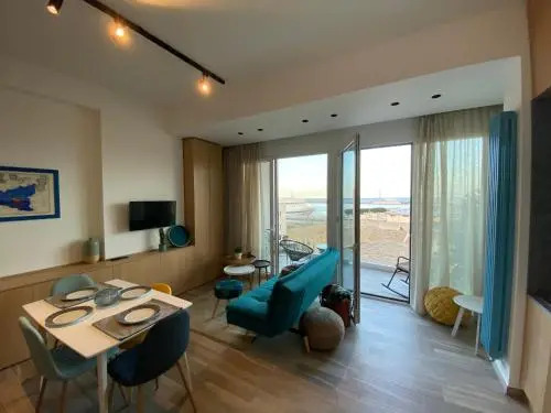Seaview Apartments